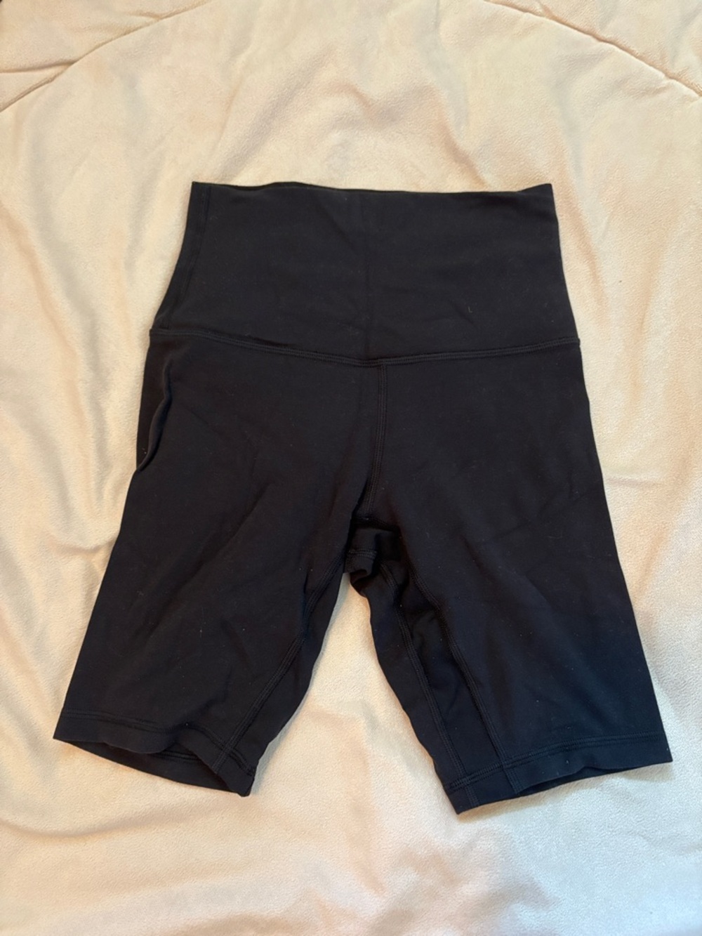 Lululemon Align shorts 8in